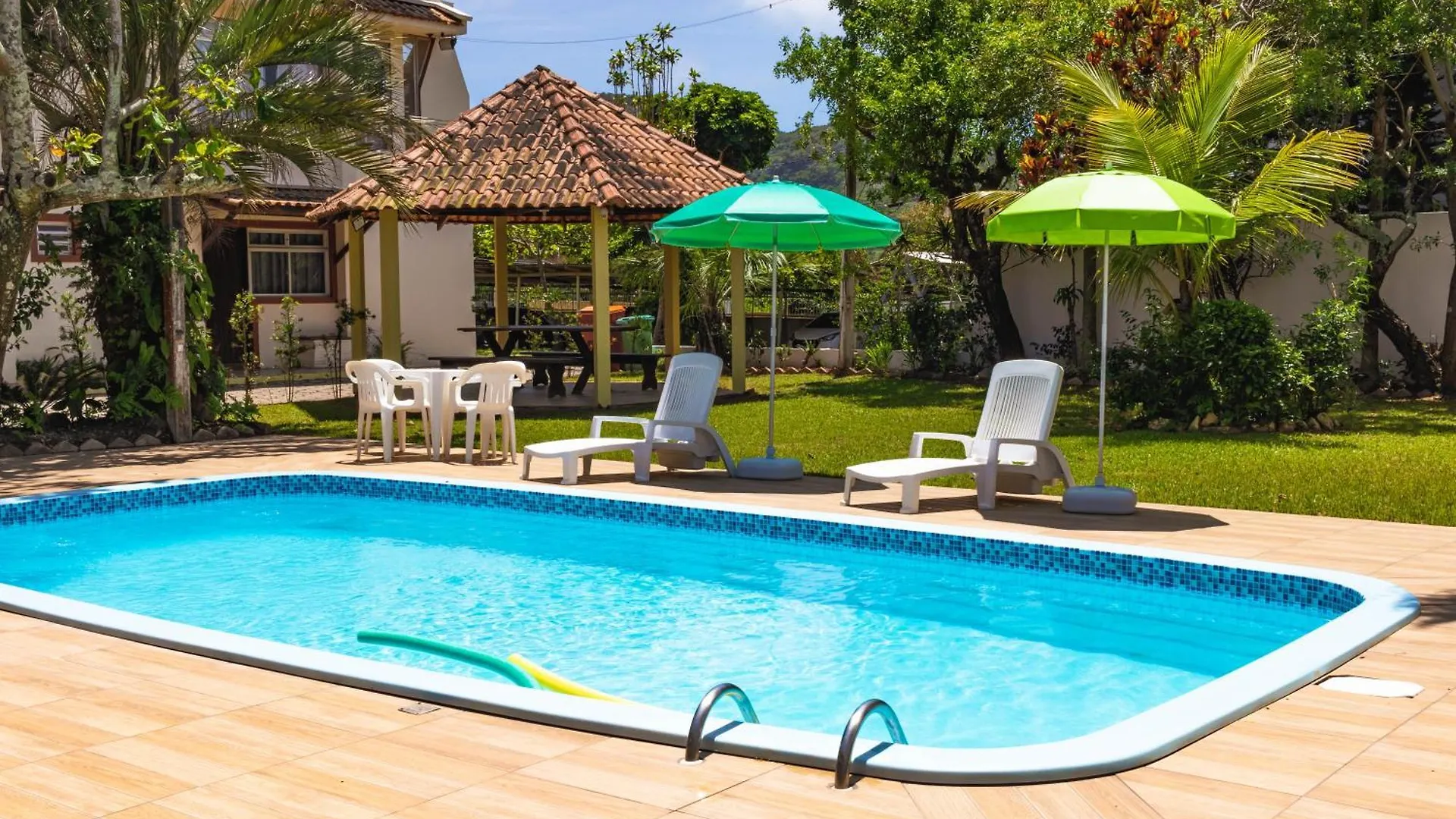 Guest house Praia Do Santinho Pousada Residence Florianopolis
